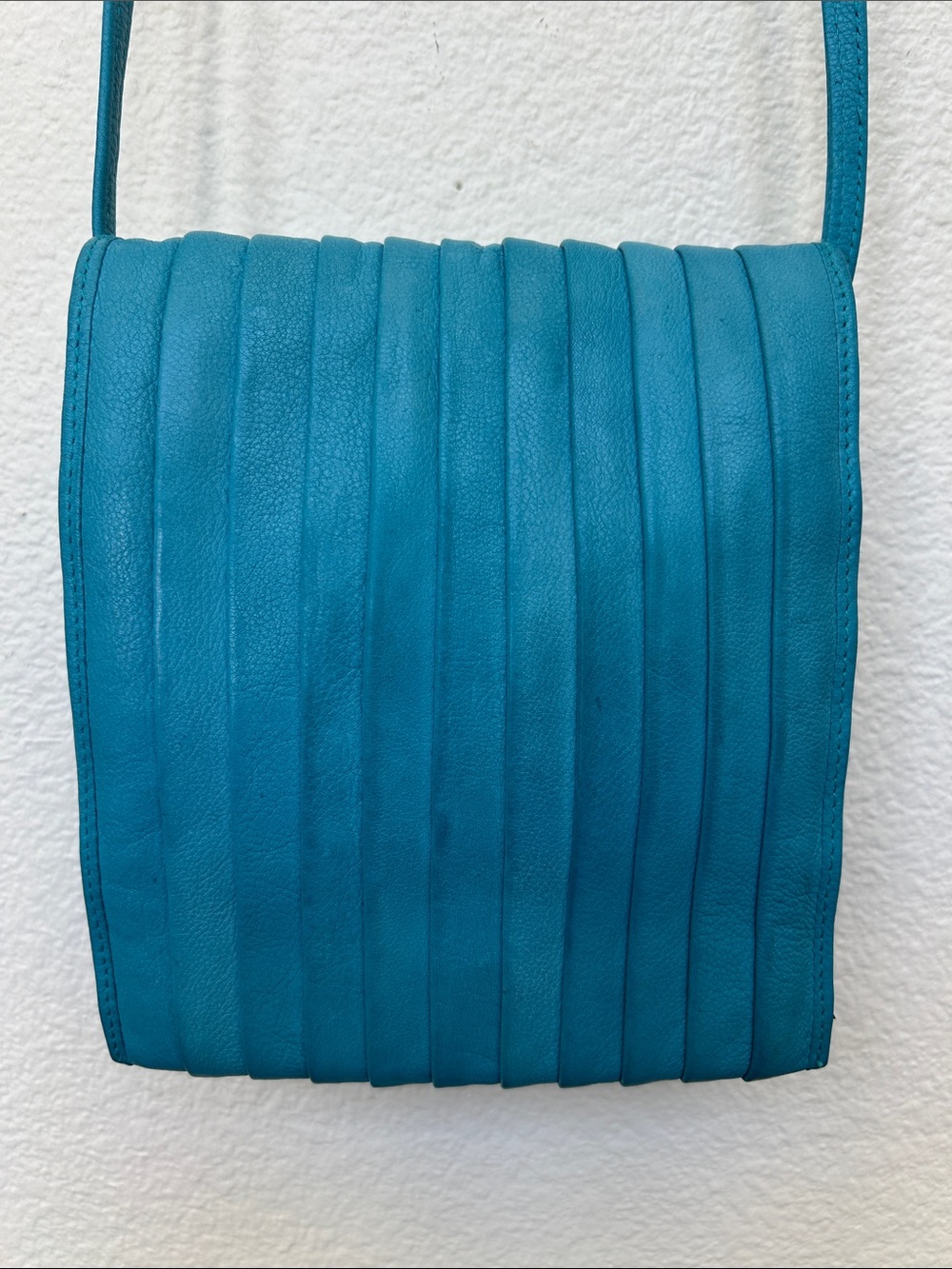 Bloomingdale's Teal Ribbed Crossbody Bag